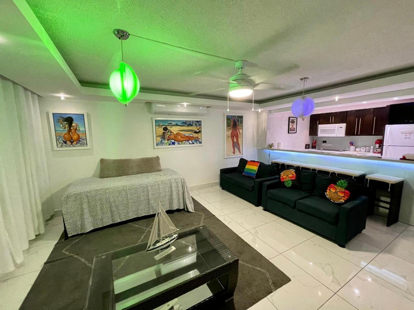 Ocean View Apt On Isla Verde In A 14Th Floor San Juan Luaran gambar
