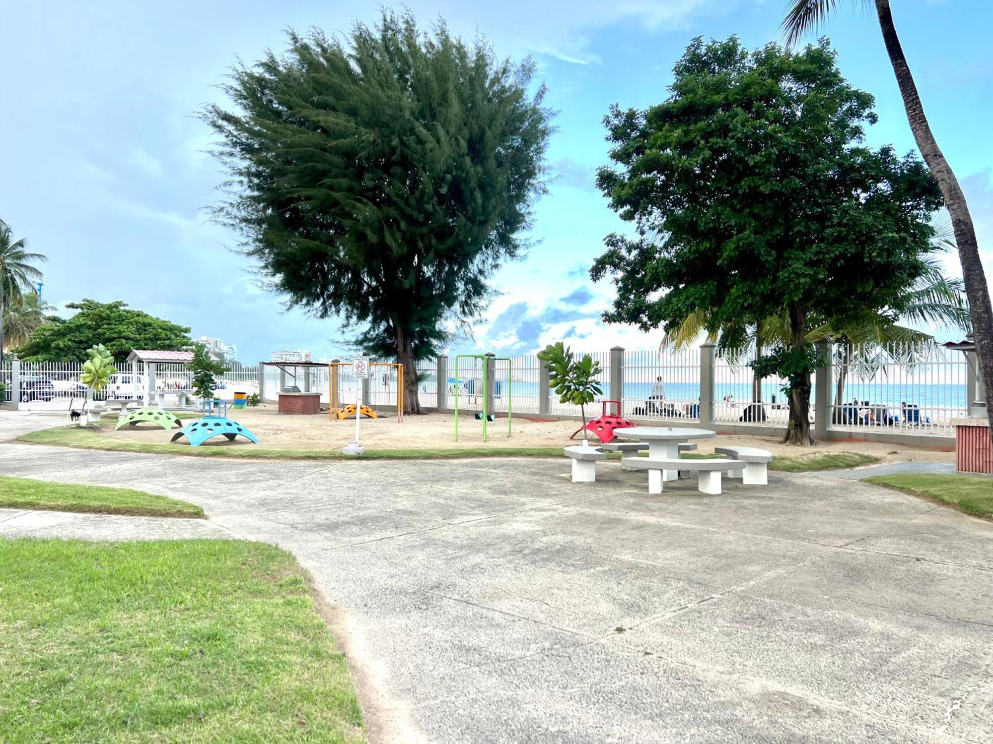 Ocean View Apt On Isla Verde In A 14Th Floor San Juan Luaran gambar