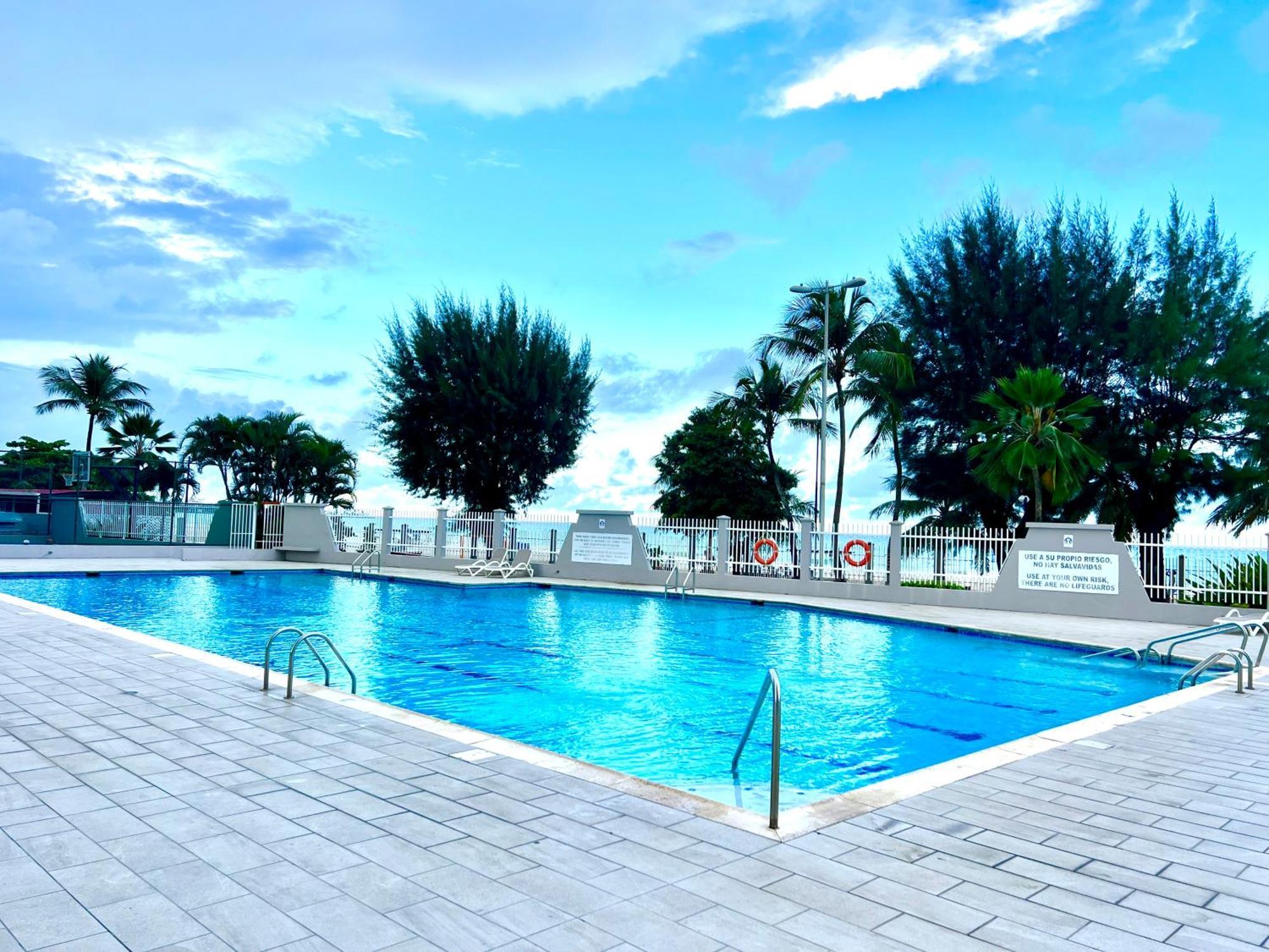 Ocean View Apt On Isla Verde In A 14Th Floor San Juan Luaran gambar