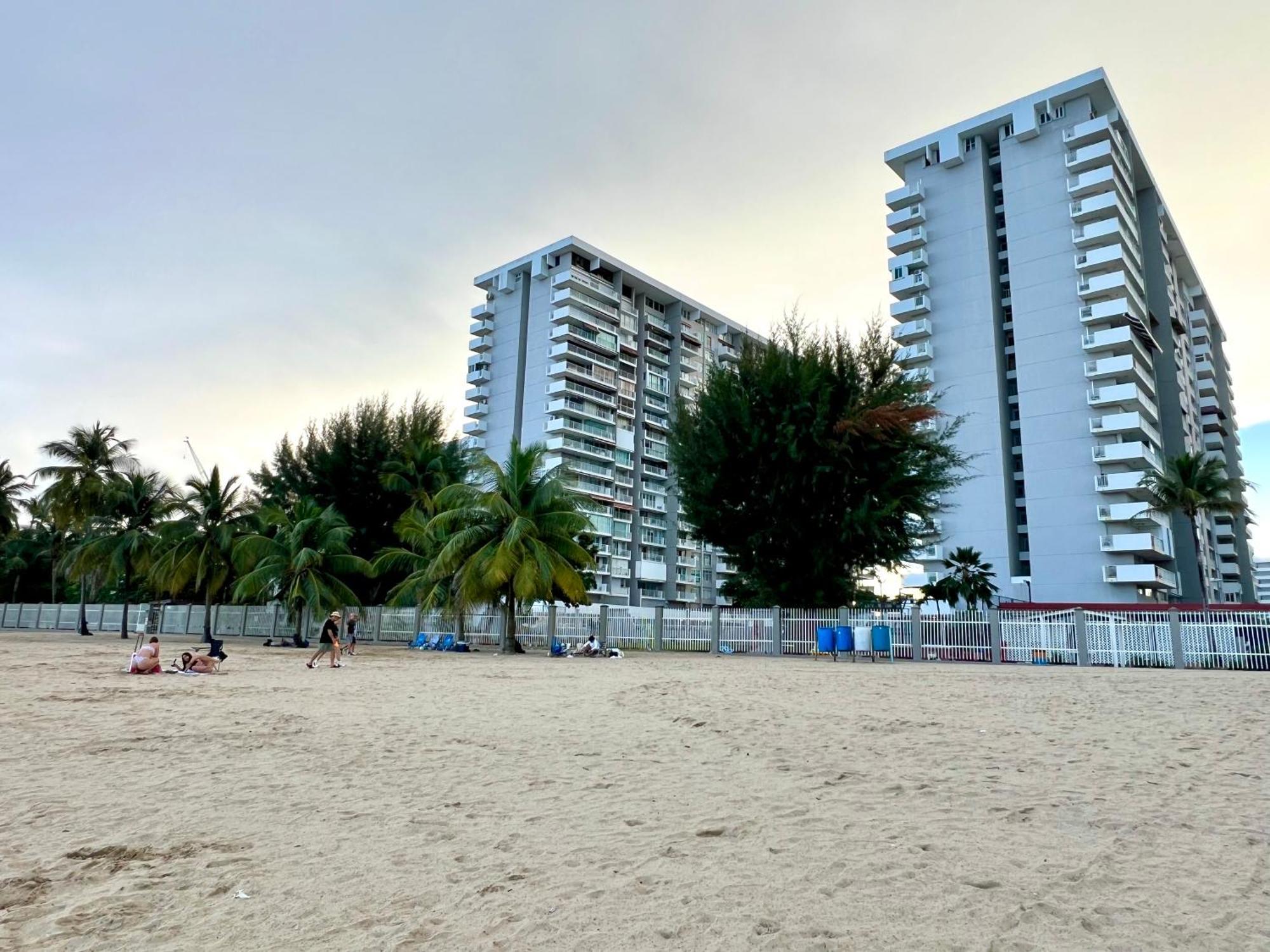 Ocean View Apt On Isla Verde In A 14Th Floor San Juan Luaran gambar